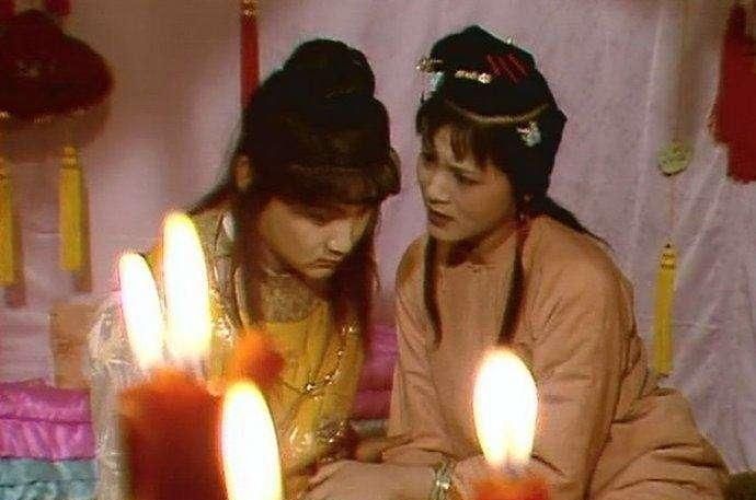 桃红&袭人的情感世界:不犹豫!毕竟贾宝玉只是“过去式”