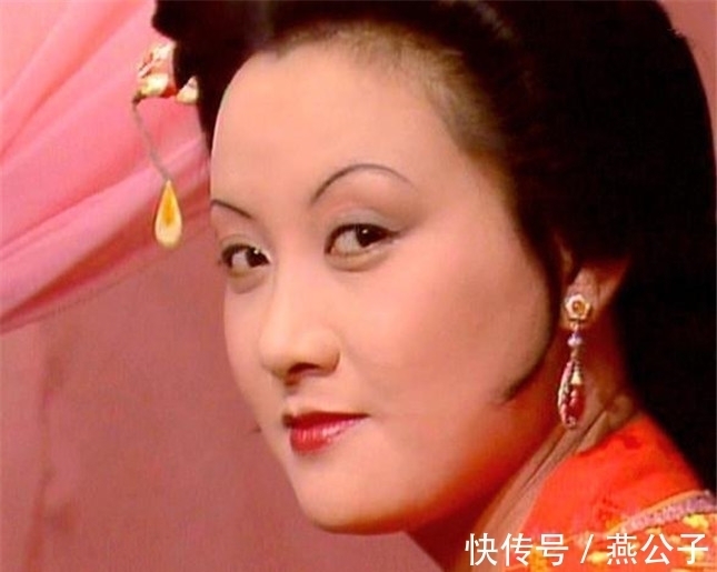 举报|红楼梦:难怪凤姐不给平儿名分,看平儿对凤姐做些什么事?