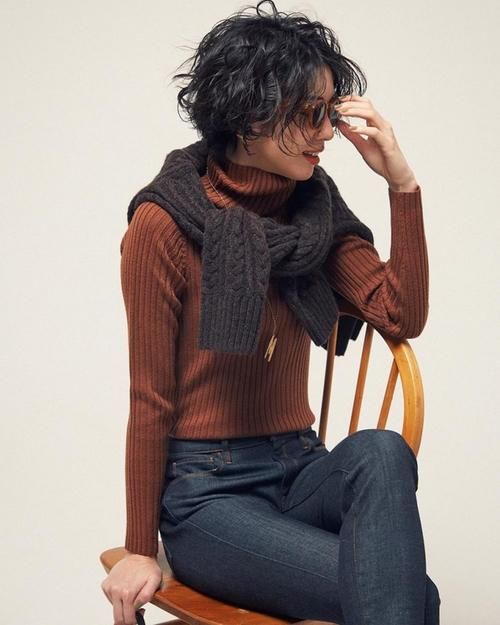 简单|穿打底毛衣时,怎么才时髦?3个简单“穿搭小技巧”,别说学不会