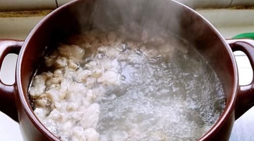 炖羊肉,调料不是越多越好!只加2样,羊肉软烂羊汤鲜美,没膻味