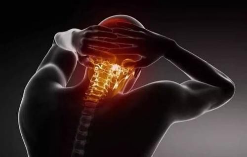 搭配|头晕手麻?粗盐搭配它,效果很厉害,坚持一个月,告别颈椎病