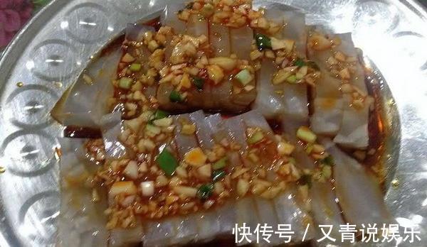 猪皮怎么做好吃学学这种做法,不炒不炸太美味,减肥也要偷吃