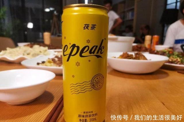 初涉茶饮料圈的小白们,该如何选择一款入圈茶饮