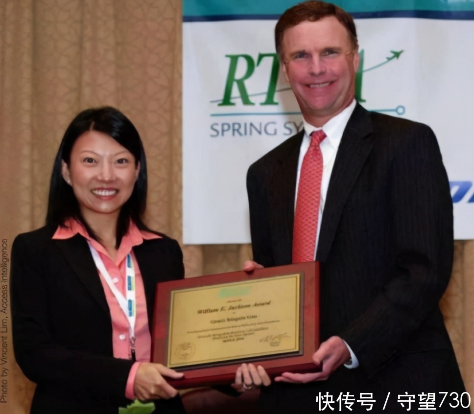 美国 为拿绿卡,她曾破译“北斗”被美国嘉奖,最后竟发现是民用代码?