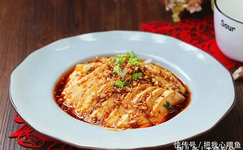 五元钱鸡胸肉做成待客菜,酸辣微甜回味足,上桌秒光