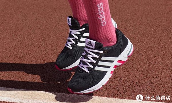 推荐 久穿不累，冬季通勤必备，8款颜值在线的adidas女鞋推荐