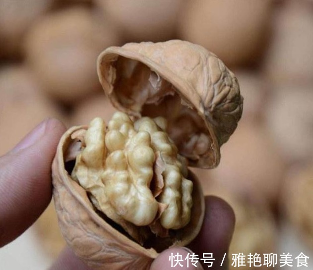 香蕉|7大益智食物,核桃仅排第4,最后一种被誉为“智慧之果”