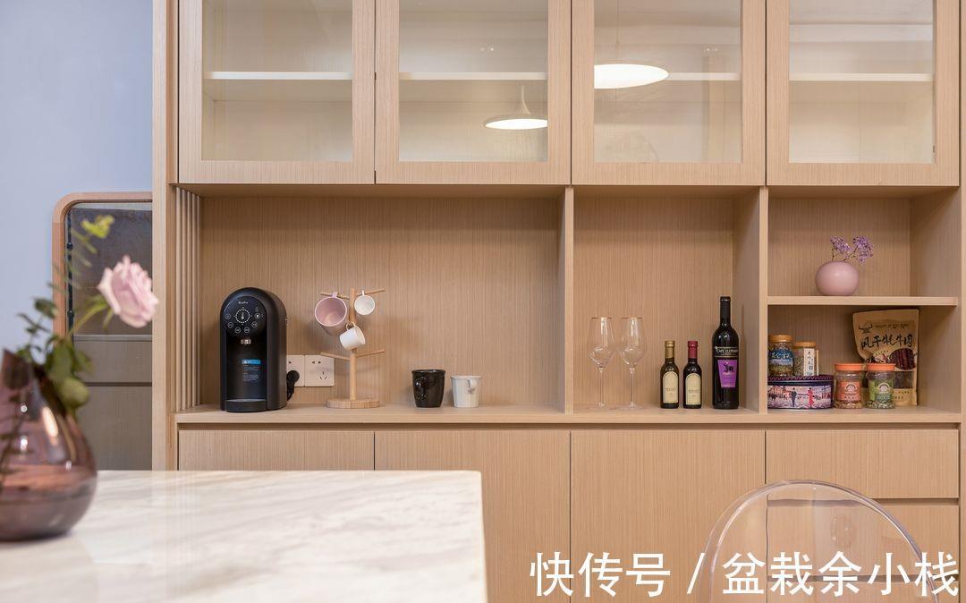 王安安|76平的两居室，细细打磨每一处角落，用原木色打造小而美的家