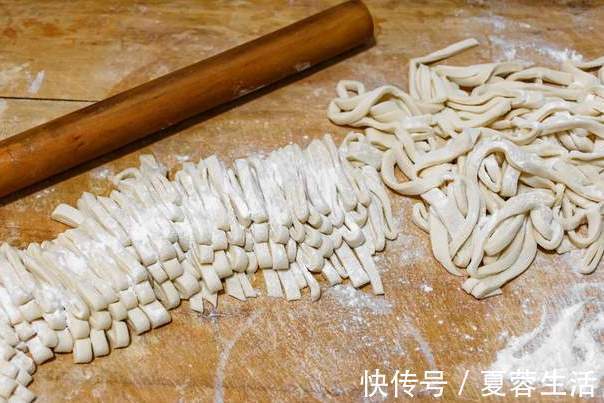 碱面|手擀面为何一煮就断?教你2个小窍门,面条劲道爽滑,不容易断