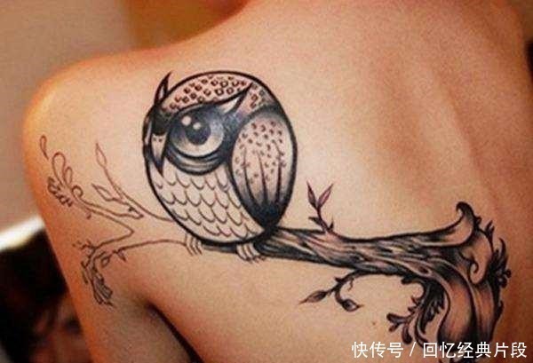 13个搞笑的纹身拖鞋省了,记事本也不用买了,承包你一年的槽点