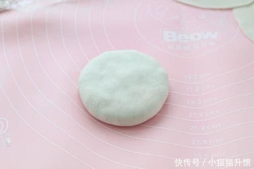 揉面|烙馅饼时该怎么揉面?第一步就错了,怪不得饼皮又厚又硬特别难吃