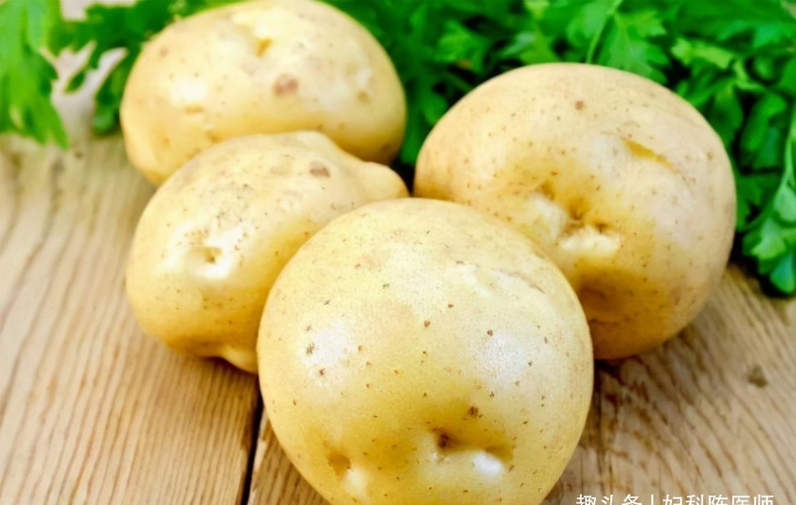 春季女性想要身材好，推薦3種食物，促進腸胃蠕動，消除多余脂肪