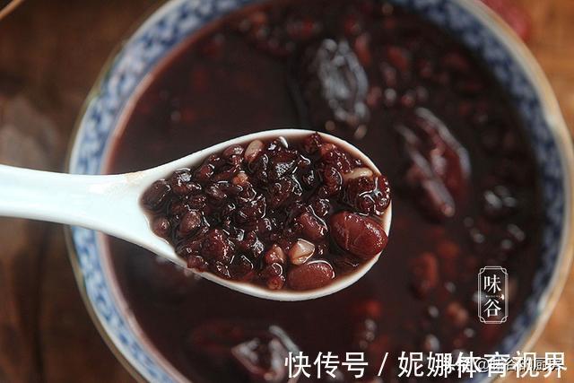 长寿米|秋凉了,早上喝这粥最养人,成本5块钱,香甜好喝,营养足好消化
