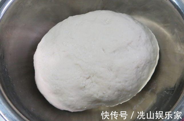 酵母|蒸馒头,不要只会放酵母,做好“4点”,馒头饱满不塌,暄软不硬