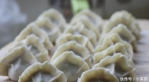 做饺子馅时, 不要只会放油, 记住3个窍门, 饺子又香又鲜, 还入味