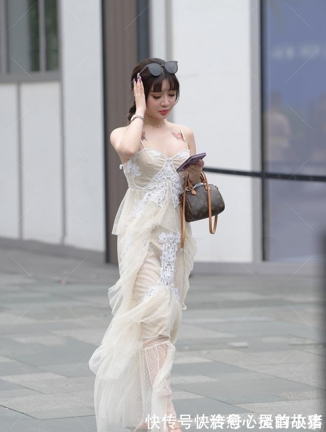 蕾丝 多层网纱长裙,搭配厚底高跟鞋,性感甜美妥妥的小仙女穿搭!