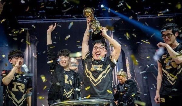 “浙”里银发爱体育- 爱体育官方网站- 爱体育APP 世界杯指定娱乐平台添活力这场会议明确明年老年体育协会工作重点任务