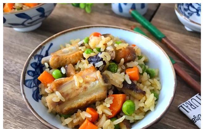 懒人|懒人最爱的三道焖饭,有肉有菜有海鲜,妈妈轻松做,孩子吃得欢