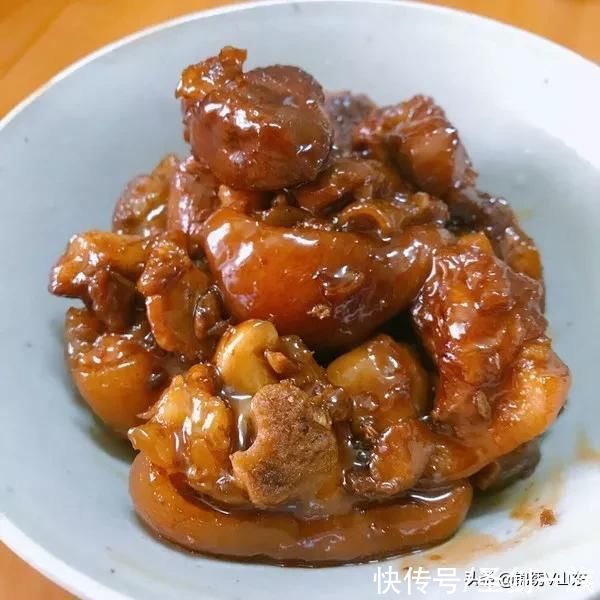 年夜饭菜谱，中国人过年必吃的24道如意菜，寓意阖家团圆美满