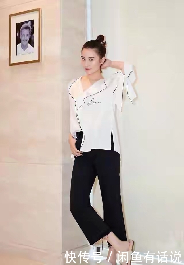 睡衣|别拿内衣外穿博眼球了,“睡衣外穿”才够高级,明星潮人早穿上了