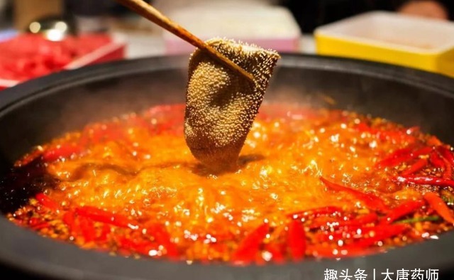 辛辣食物|吃海带养肝还是伤肝?少吃3物多做2事,肝脏一好,百病尽消!