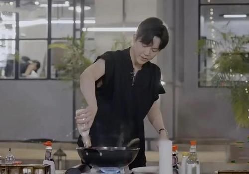 張淇|哥哥們的廚藝比拼，暴露了大灣區(qū)的一個“秘密”