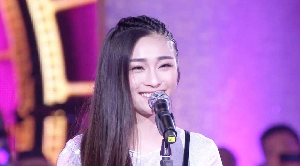 瞞著丈夫參加《中國好聲音》，走紅后謊稱自己單身，下臺后就離婚