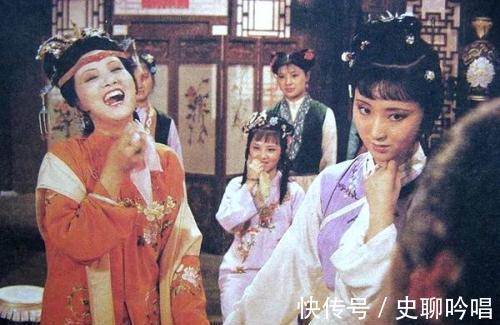 邢岫烟|表姐妹的权利游戏：薛宝钗讥讽暗算王熙凤，却被反杀得无路可走