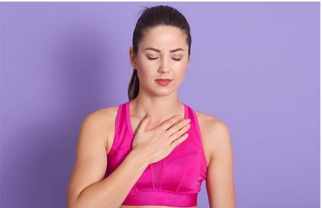 牙齿|女性开始衰老时,身体会出现“3松2大1臭”,若都不占,值得庆贺