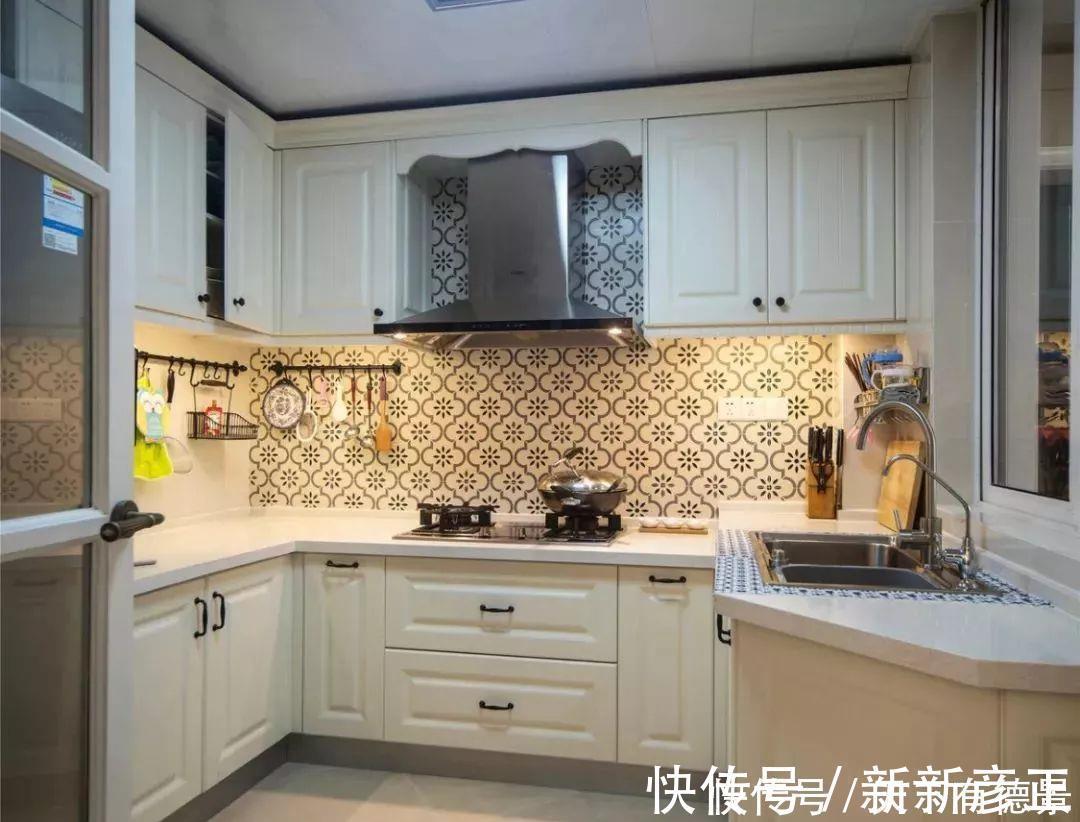 傻傻分|橱柜门选什么材料好？别傻傻分不清，越来越多人厨房橱柜这样装！