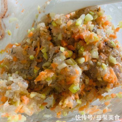 裙带|这道裙带虾滑豆腐汤，我一年四季都想吃