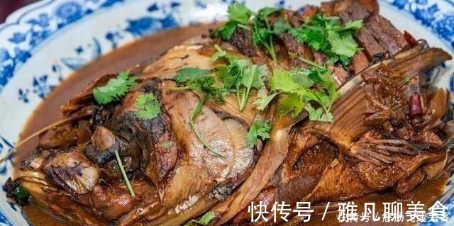 鱼肉|给鱼去腥用料酒是外行，记住这4点，鱼肉细嫩鲜美，没一点腥味