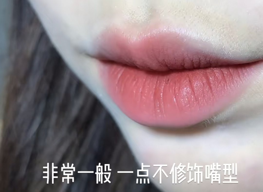 腮红 女生必学的化妆技巧！普通女孩也能快速变美