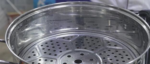 土豆丝里打2鸡蛋,没想到这么好吃,我家隔天就想吃,出锅被抢光