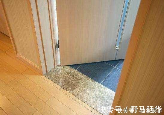 德国|德国朋友卫生间这样装门槛石,不得不夸聪明,看完想回家拆了重装
