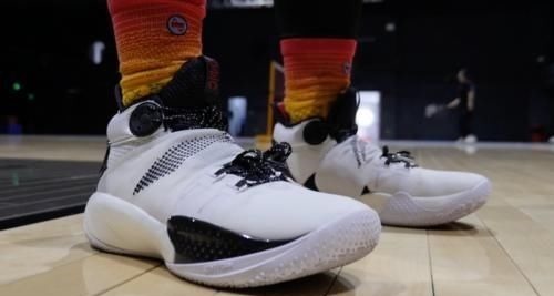 保护性 顶级的舒适体验+无死角的实战性能!可有名无实的它还能叫“音速”吗?