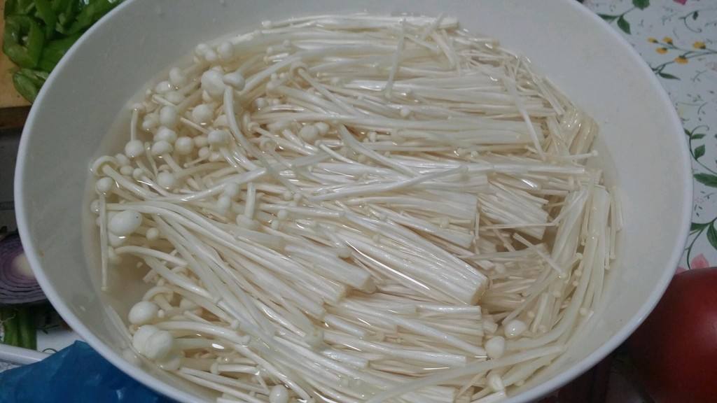 还在吃金针菇吗后悔现在才知道，看完快告诉身边人