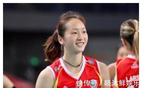 拉尔森|24岁女排主攻手自爆恋情,帅气男友甜蜜告白:第一眼就喜欢的人