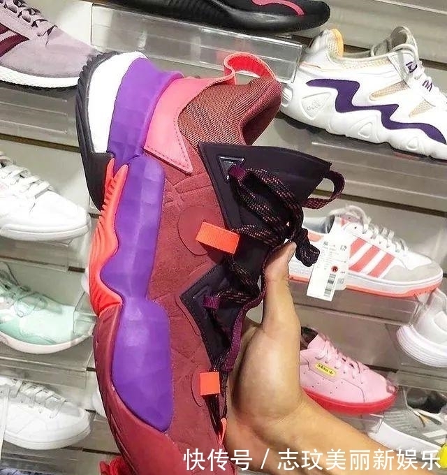 尼克斯|脚踩新鞋硬刚尼克斯万人球迷！吹杨一代像他一样年少轻狂