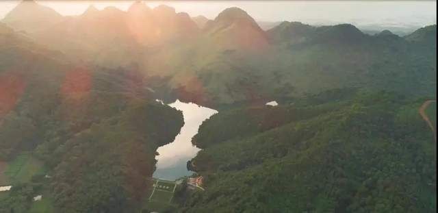 闲暇|人间烟火气，闲暇时刻出发这里看云蒸霞蔚，再把地道美食吃个遍！