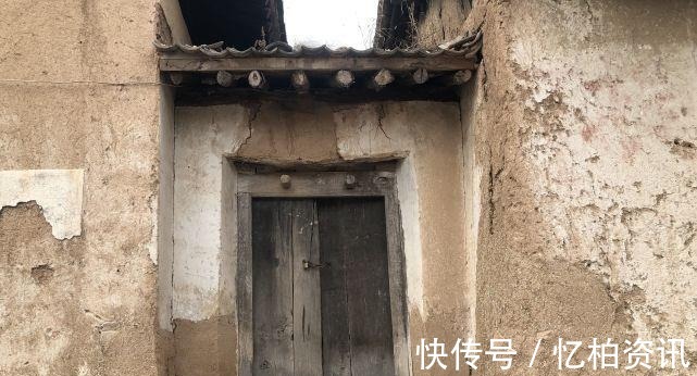 两门|俗话说“两门相对,必有一退”,那么哪家退呢?强弱该如何判断?