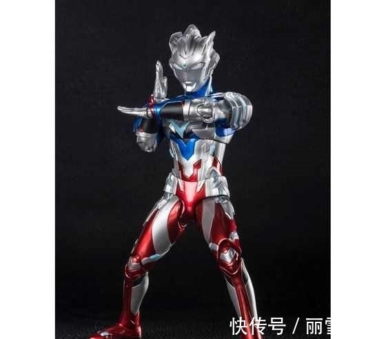 奥特曼|奥特曼手办图:电镀泽塔