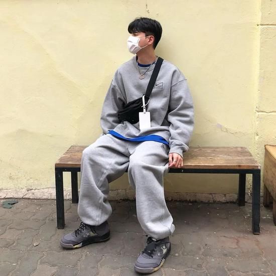 今夏令人上瘾的“校服”套装