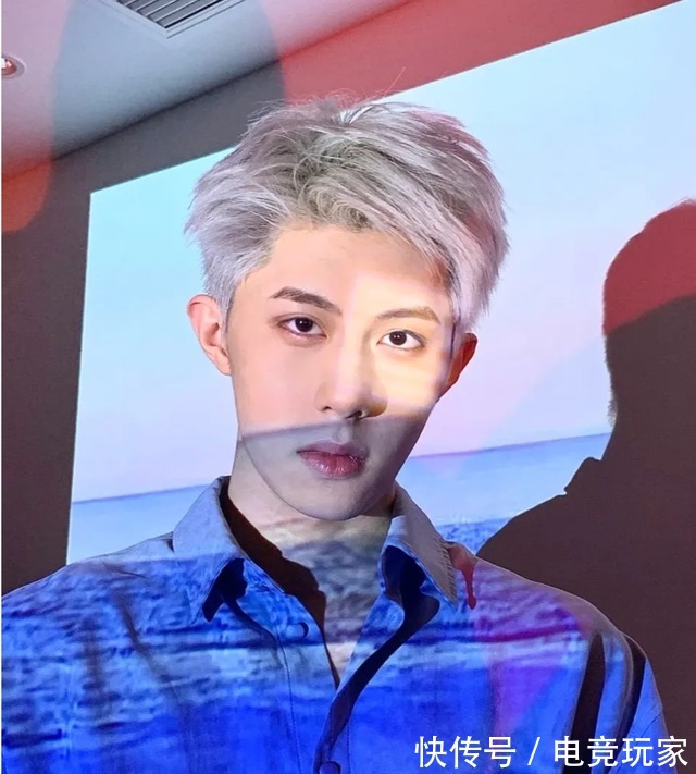 造型 别总剪男士背头了,这才是年轻男士该有的发型,看看帅到你了吗!