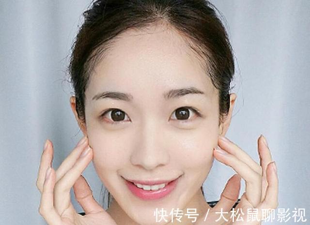 皮肤|毛孔粗大出油快,多半是护肤不对!做好这3点,轻松养出干净脸