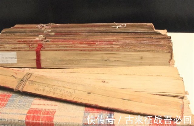 江西省|男子花一万买一本破书,卖500万没成交,在拍卖会拍出2600万天价