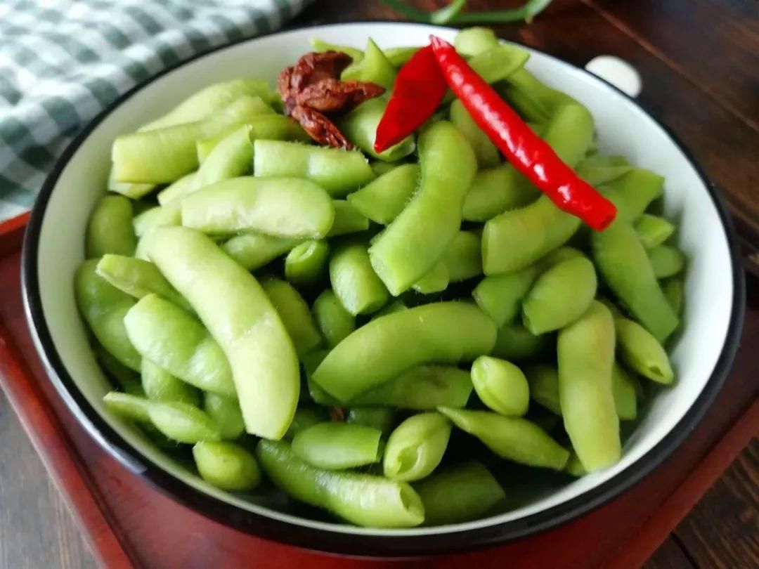豆粒|煮毛豆，很多人第1步就错了！难怪毛豆变色发黄，还不入味~