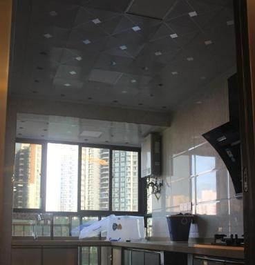 客厅|在客厅砌了半堵墙,亲戚朋友没一个支持的,如今装完全闭嘴了!