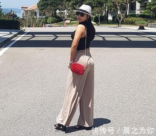 健身房|爱撸铁的姑娘健身4年,大腿变粗身材更有型,越来越有魅力了