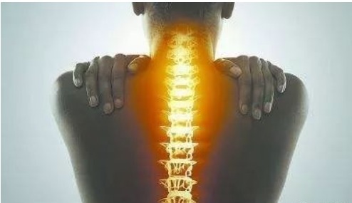 洋葱丁|得了颈椎病头晕眼花怎么办,一把粗盐就够了,和颈椎疼头晕说拜拜